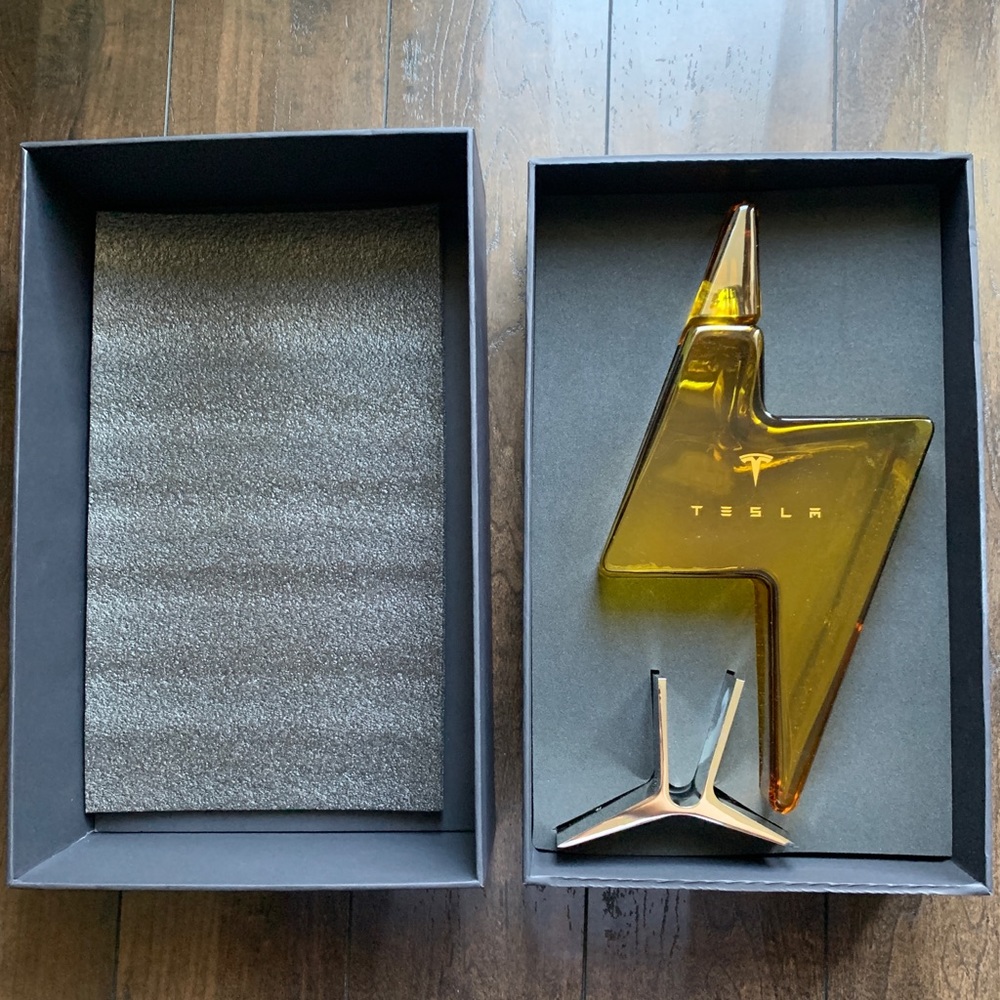 Tesla Decanter Glass Bottle